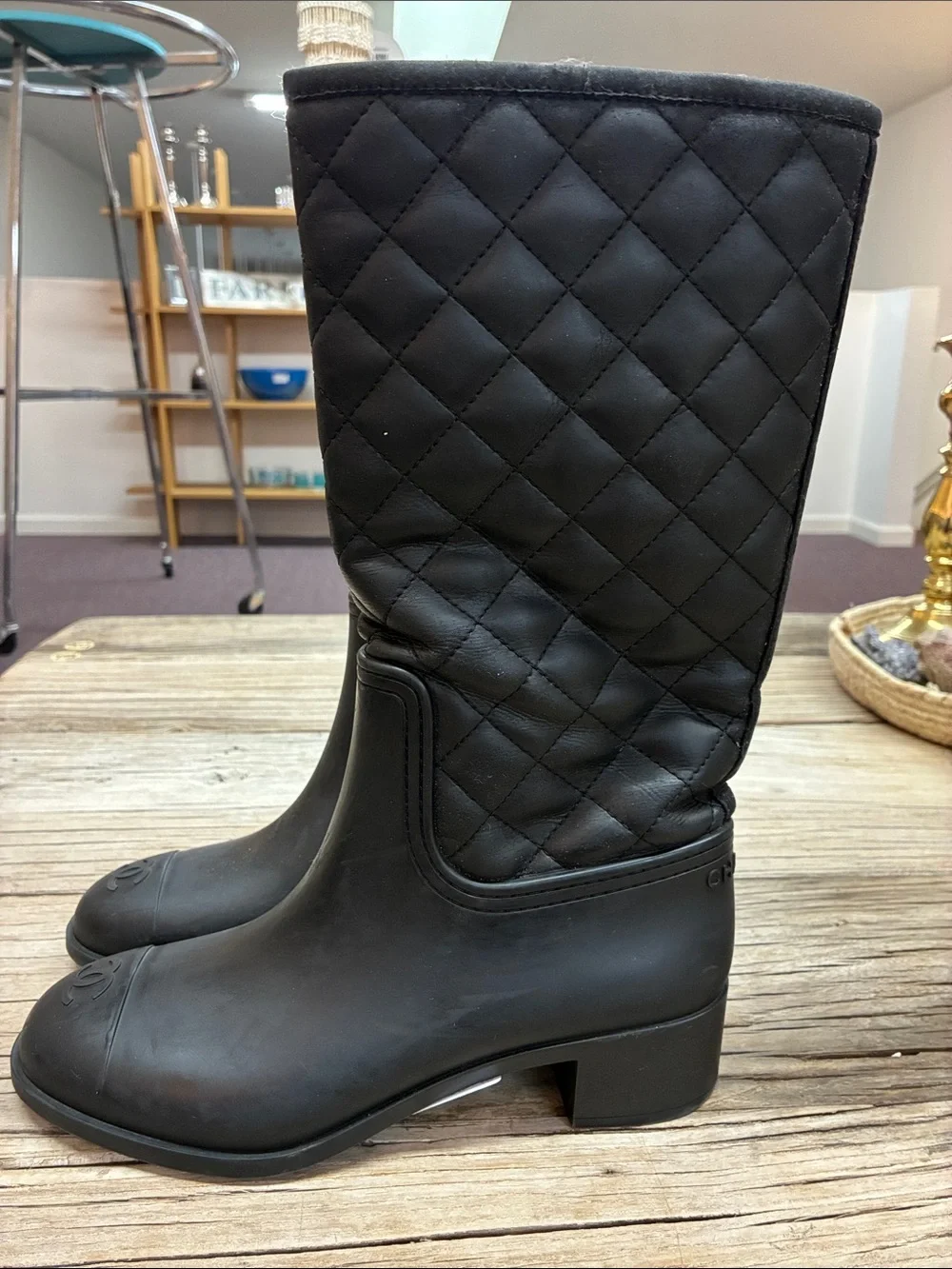 Authentic Chanel  Women’s Black Quilted Rain Boots Interlocking CC Size 38